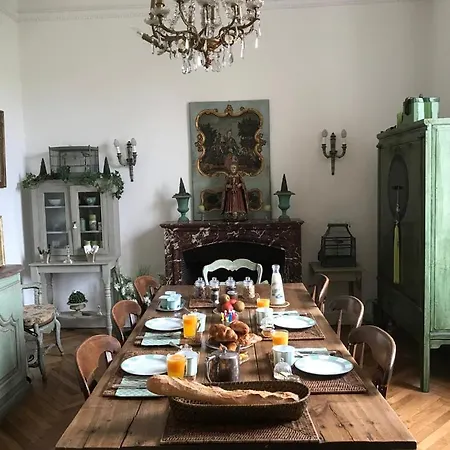 Le Celadon Pensión