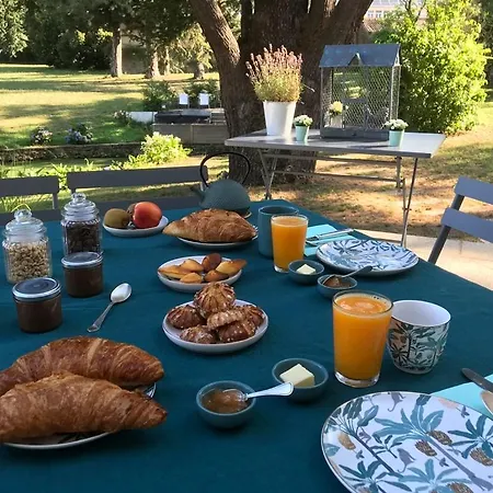 בית הארחה Le Celadon מונטגו