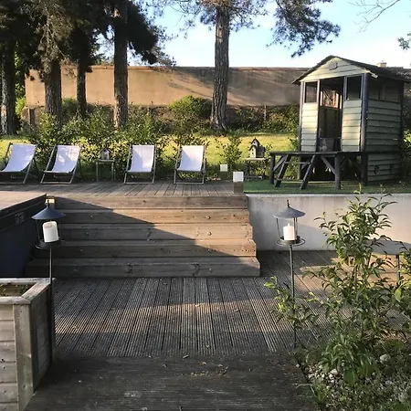 Le Celadon בית הארחה מונטגו