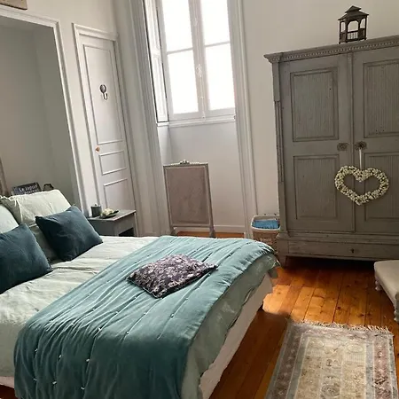 בית הארחה Le Celadon מונטגו