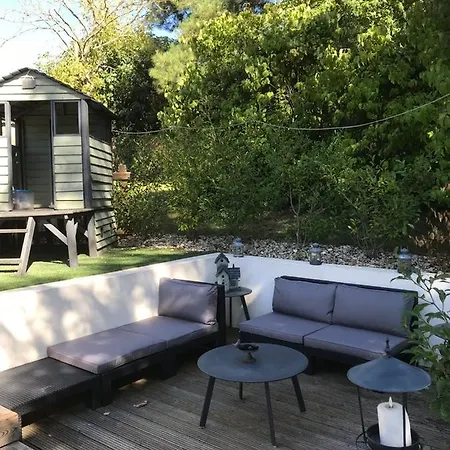 בית הארחה Le Celadon מונטגו