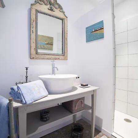 Le Celadon בית הארחה 4*