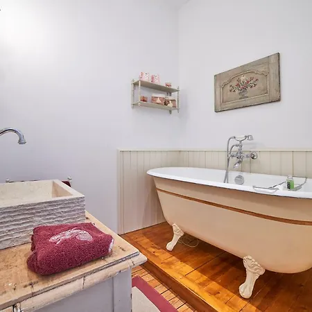 בית הארחה Le Celadon 4*