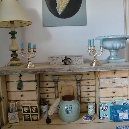 Le Celadon בית הארחה מונטגו